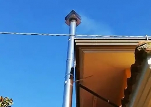 Problème de fumée sur cheminée avec conduit courbé ou horizontal